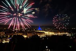 E se invece dei fuochi artificiali facessimo un grande concerto?