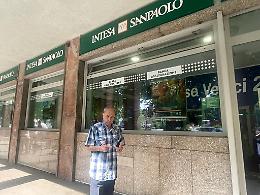 Blackout manda in tilt la banca, niente pensioni per gli anziani