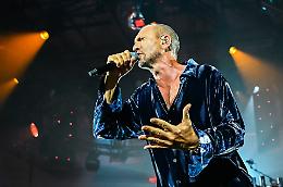 Biagio Antonacci: «Io live dopo tre anni. E intanto sono diventato ancora papà»