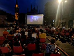 In parchi e piazze di Torino torna il cinema all'aperto: ecco cosa potrete vedere e dove