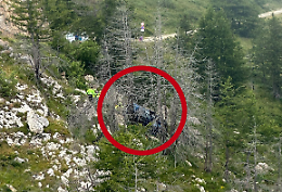 Incidente a Mompantero, un morto nell'auto precipitata in una scarpata sul Rocciamelone  