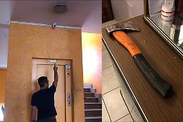 Telecamere, accette e coltelli per difendersi da disperati e balordi: «Viviamo nel terrore»