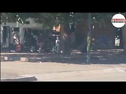 «Sgomberate il campo nomadi di corso Tazzoli». Raccolta firme a Mirafiori dopo l'aggressione ai poliziotti