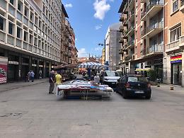 Accorpamento banchi e più parcheggi, la ricetta degli ambulanti per salvare l'isola pedonale