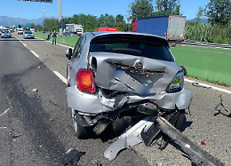 Incidente in tangenziale: lunghe code e 5 feriti