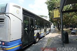 Bimbo di 7 anni si perde su un autobus a Torino, "salvato" dall'autista  