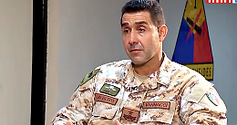 Insulti e applausi sul web al generale destituito: «Finalmente un generale con le palle» 