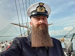 Due anni in giro per il mondo sulla nave più bella: la storia di Carmine Luzzi e dell'Amerigo Vespucci