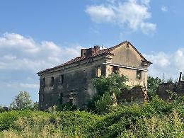 Addio a Cascina Maddalena: l'edificio del 1300 sarà raso al suolo