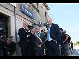 Il ministro Zangrillo a Brandizzo: «Una tragedia che non doveva accadere»