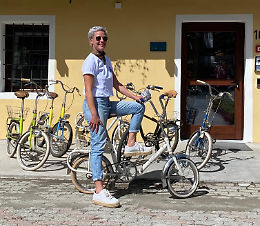 Bici: a Prali il primo raduno delle storiche Graziella