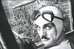 Pilota, architetto, fotografo e maestro di sci: in mostra i mille volti di Mollino 