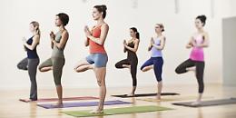 Omicidio? No, è semplicemente in corso una lezione di yoga