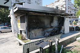 Quartiere sotto shock: un incendio devasta lo storico chiosco bar