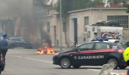 Occupazioni abusive, incuria e negozi chiusi, l’oasi felice che chiede aiuto al Comune