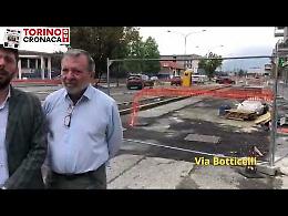 Il cantiere per la pista ciclabile che si mangia tutti i posti auto - IL VIDEO