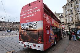 Il bus turistico della città di Torino promuove...la Toscana