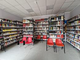 Inaugura la prima biblioteca del paese, sarà gestita da cinque volontarie