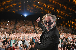 Tim Burton a Torino: ecco dove incontrare il papà di "Mercoledì"