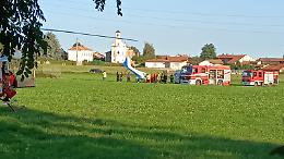 Ultraleggero si schianta in un prato, ferito un uomo