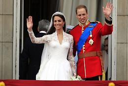 William e Kate, volano cuscini 
Il motivo rimane sempre Harry