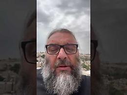 Il cappellano del Toro bloccato a Gerusalemme con 27 torinesi