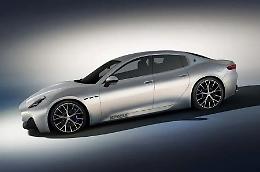 Rivoluzione Quattroporte: totalmente elettrica, ecco come sarà e quanto costerà LE IMMAGINI