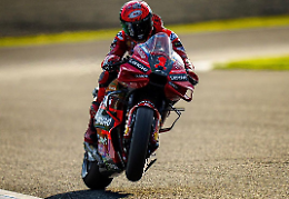Bagnaia-Martin, scintille per il titolo Mondiale. E Marquez sr. firma per la Ducati