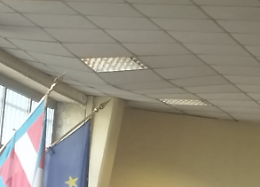 Cede il soffitto della Circoscrizione 2, rischio crollo nella sala dei consiglieri