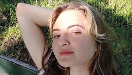 Scappava dalla guerra e amava il disegno la 16enne morta in corso Casale