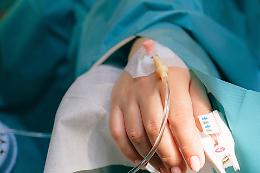 Una mano tesa nel "fine vita" : «Con le cure palliative abbiamo sostenuto 35mila malati»