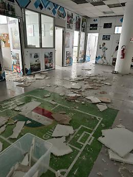 Crollano soffitto e pavimento, i ragazzi disabili sono senza una casa