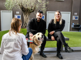 L’allegria dei cagnolini nella Casa di Giubileo: «Ecco i nostri angeli» 