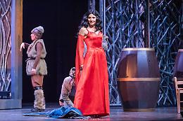 Lorella Cuccarini riporta "Rapunzel" a Torino