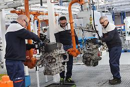 Ecco come Stellantis ricicla le auto a Mirafiori (LE FOTO)