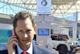 John Elkann inaugura lo stabilimento che cambia il volto di Stellantis