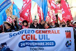 Torino in piazza contro la manovra e il governo Meloni