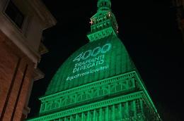 Donna salvata per miracolo dal super intervento di fegato alle Molinette e la Mole si illumina di verde