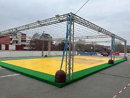 Si inaugura la nuova pista di pattinaggio, sarà aperta fino a febbraio