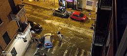 Strada imbrattata di vernice "Non bastavano i pusher"