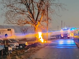 Incendio a una tubazione di gas, si cerca la perdita