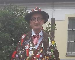 Addio a Giovanni Santomauro: portava in giro il paese e le sue tradizioni