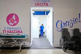 Covid, 447 vaccinati alla Befana: «Non ho paura, è un dovere civico»