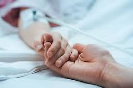 Va in Svizzera per morire, il marito lo scopre con un'email