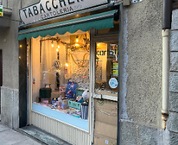 Spaccata in tabaccheria, arrestati due uomini