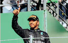 Hamilton corre verso i 40: "Ritiro? Non ancora, però...". E Vettel prepara il grande ritorno: ecco dove può andare