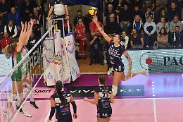 A Villafranca Piemonte c'è il derby di Serie A1 tra Pinerolo e Chieri: "Con il palazzetto pieno, un'atmosfera unica"