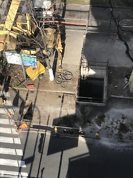 «Traffico e parcheggi assenti, prigionieri di quel cantiere»