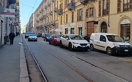 Parcheggi, a Torino 1.300 multe al giorno. Ma rispetto al 2024 sono in diminuzione