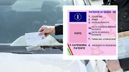 Il mistero della patente "fantasma": risolto il caso del pensionato 